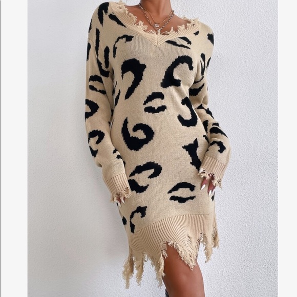 Plus Size V Neck Leopard Pattern Distressed Sweater Dress Without Belt - Picture 8 of 16